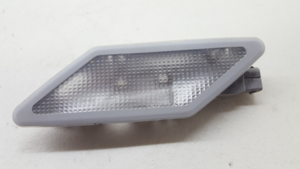 Plafonier trás BMW 8 (E31)