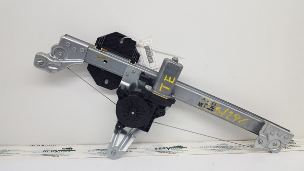 Alzavetro posteriore sinistro DACIA Sandero II (5S_)