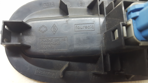 Mando / interruptor elevalunas delantero derecho RENAULT Master III Combi (JV) Imagem-2