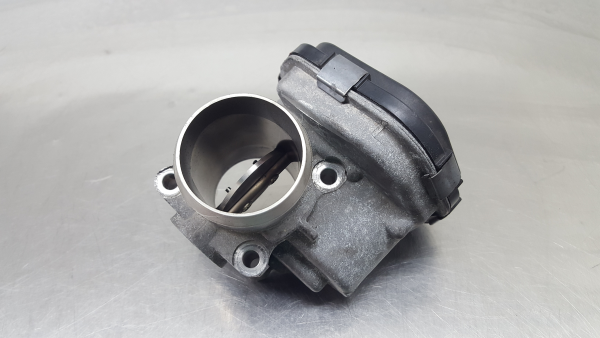 Cuerpo Mariposa/ Aceleración PEUGEOT 5008 I (0U_, 0E_)