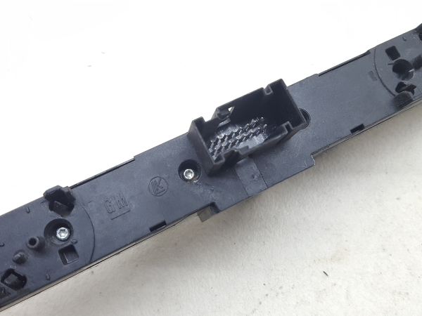 Warning Switch OPEL Astra H Hatchback (L48) Imagem-3