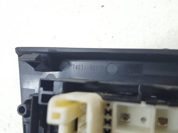 Left Rear window control TOYOTA Auris Hatchback (_E18_) Imagem-4