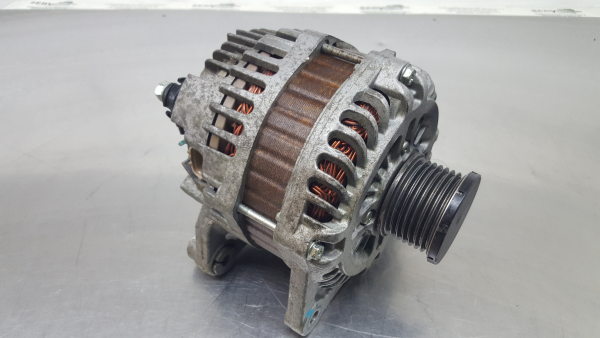Alternador RENAULT Koleos I (HY_)