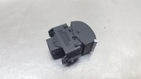 Mando / interruptor elevalunas delantero derecho FORD Focus III Imagem-3