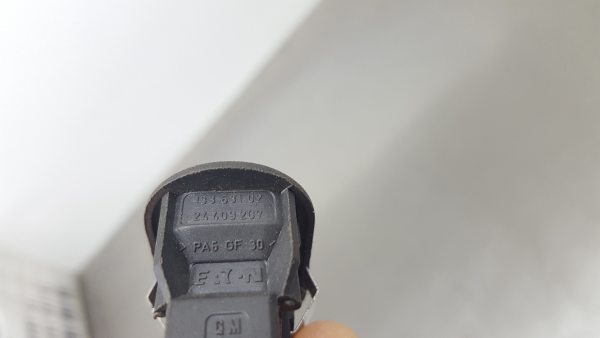 Mando / interruptor elevalunas delantero derecho OPEL Corsa C Imagem-3