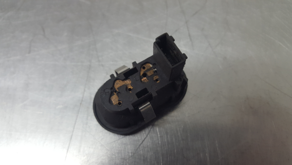 Mando / interruptor elevalunas delantero derecho OPEL Corsa C Imagem-2