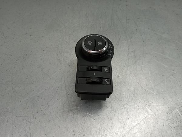 Light switch OPEL Astra J