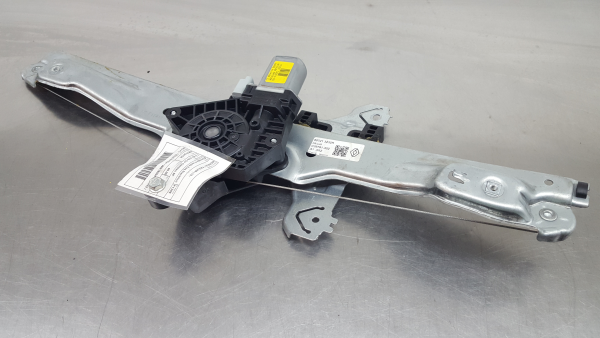 Left front window regulator RENAULT Kadjar (HA_, HL_)
