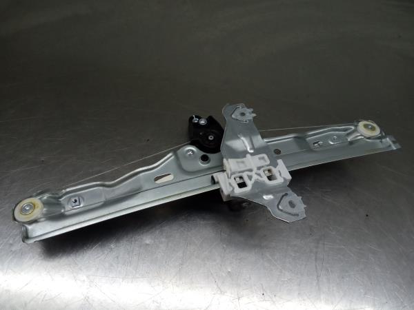 Alzavetro posteriore sinistro RENAULT Kadjar (HA_, HL_) Imagem-1