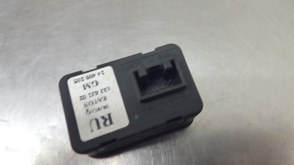 Commande / interrupteur lève-vitre Avant gauche OPEL Corsa C Imagem-2