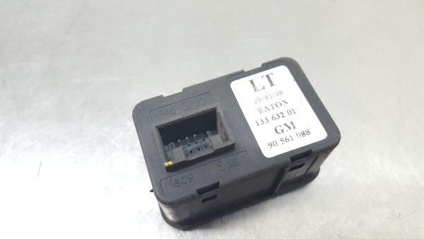 Left Front window control OPEL Astra G Hatchback (F48_, F08_) Imagem-2