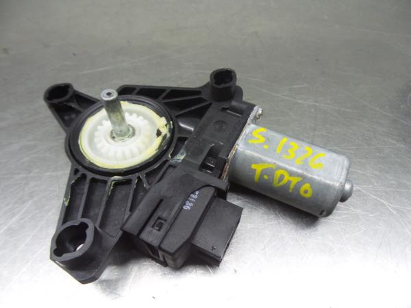 Moteur lève-vitre arrière Droite MERCEDES-BENZ Classe A (W176)