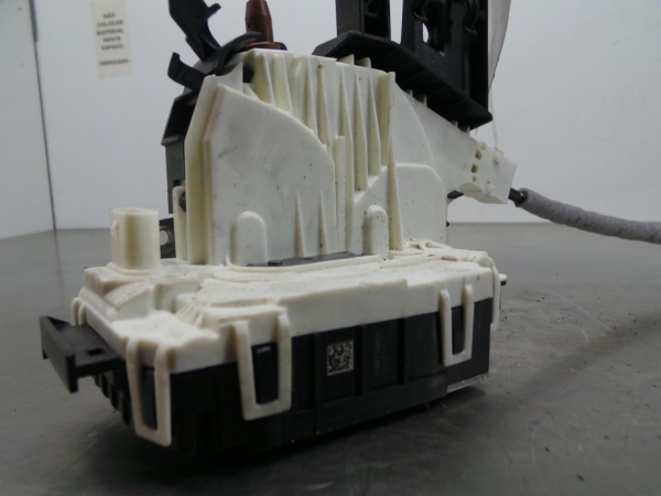 Cerradura / cierre puerta delantero derecho MERCEDES-BENZ Classe A (W176) Imagem-2