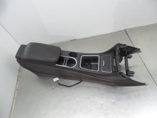 Apoio de braço MERCEDES-BENZ Classe A (W176)