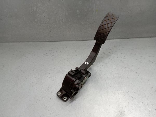 Pedal acelerador VOLKSWAGEN Polo (6R, 6C) Imagem-1