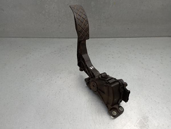 Pedal acelerador VOLKSWAGEN Polo (6R, 6C) Imagem-2