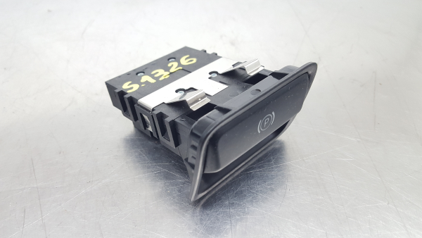 Botão / interruptor travão de parque MERCEDES-BENZ Classe A (W176) Imagem-2