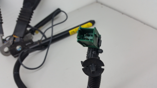 Pré-tensor cinto frente direito OPEL Meriva A Imagem-1