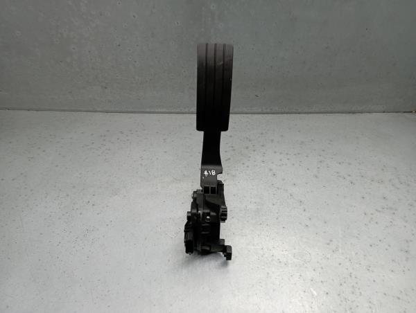 Accelerator Pedal RENAULT Captur (J5_)