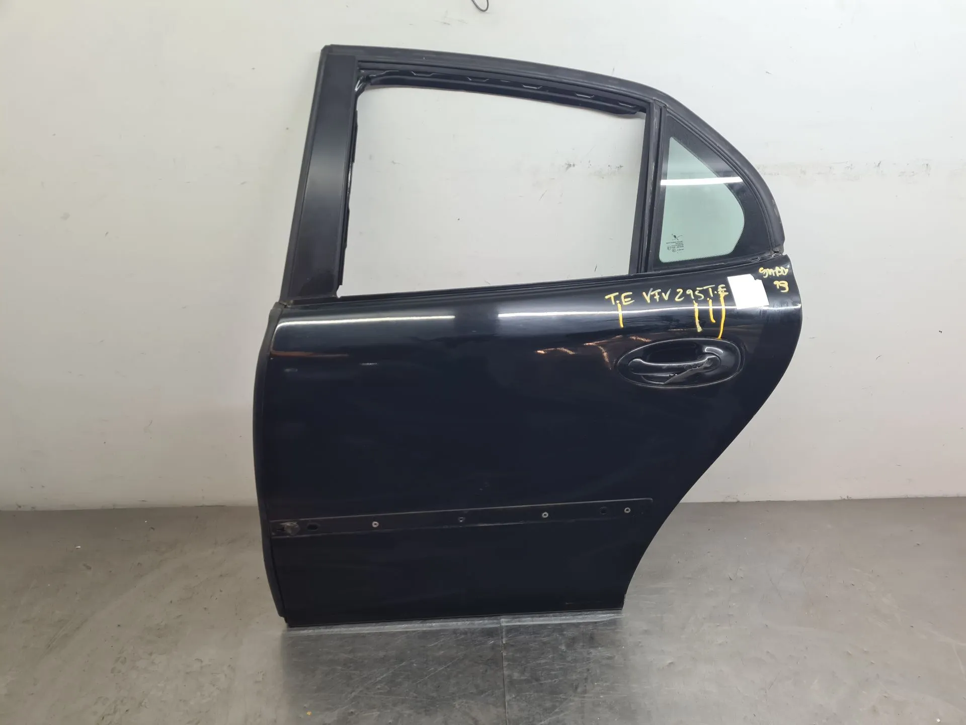 Left rear door SAAB 9-3 Sedan (YS3F)