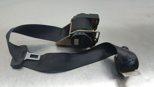Prétensionneur de ceinture arrière Droite SKODA Octavia I Hatchback (1U2)