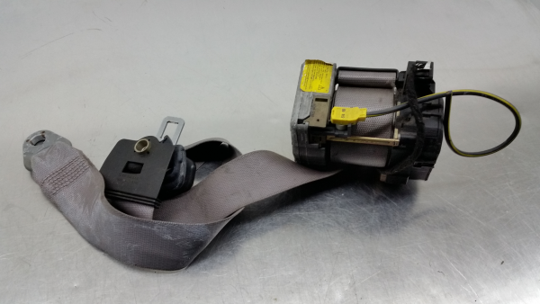 Pré-tensor cinto frente direito MERCEDES-BENZ Classe C (W202)