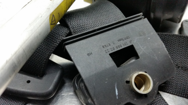 Cintura Pretensionatore anteriore sinistra MERCEDES-BENZ Classe C (W202) Imagem-3