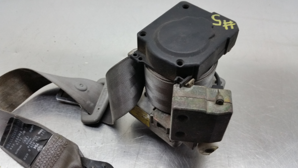 Prétensionneur de ceinture arrière Droite VOLKSWAGEN Passat (3B3) Imagem-2