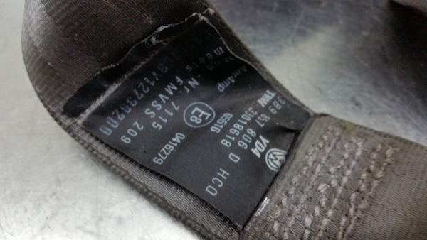 Prétensionneur de ceinture arrière Droite VOLKSWAGEN Passat (3B3) Imagem-1