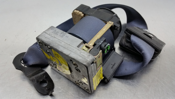 Prétensionneur de ceinture avant gauche MERCEDES-BENZ Classe C (W203) Imagem-1