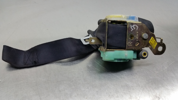 Prétensionneur de ceinture avant Droite HYUNDAI Coupé (GK)