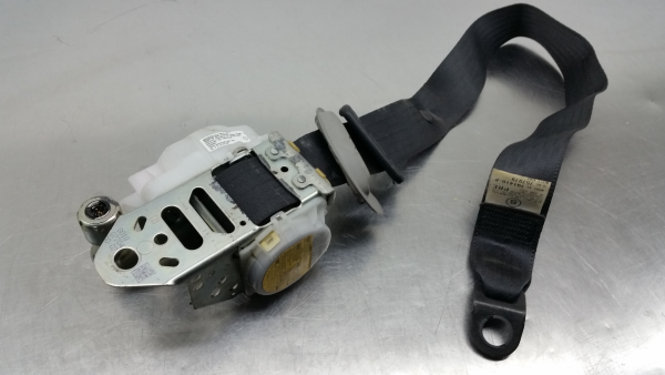 Prétensionneur de ceinture avant Droite TOYOTA RAV4 III (_A3_)