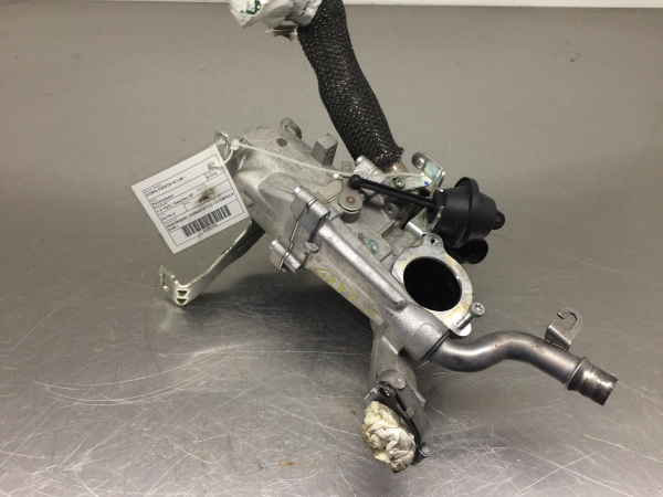 Engine oil radiator FORD Fiesta VI (CB1, CCN) Imagem-1