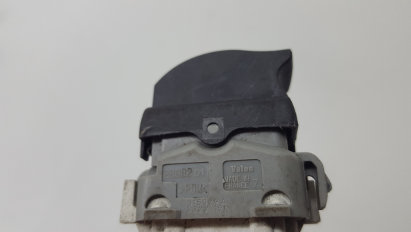 Mando / interruptor elevalunas delantero derecho RENAULT Grand Scénic II (JM0/1_) Imagem-3