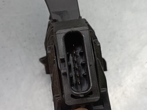 Pedal acelerador VOLKSWAGEN Golf VII (5G1, BQ1, BE1, BE2) Imagem-3