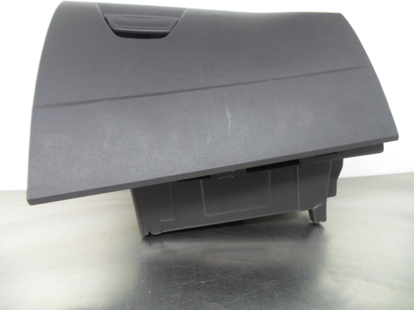 Guantera FORD Focus III Imagem-1