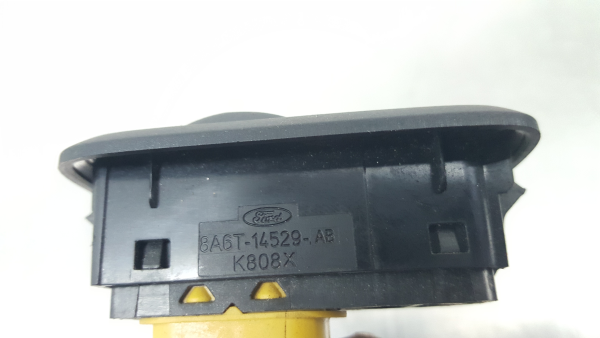 Mando / interruptor elevalunas delantero derecho FORD Fiesta VI (CB1, CCN) Imagem-4