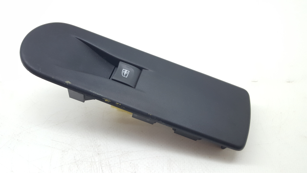 Mando / interruptor elevalunas delantero derecho RENAULT Captur (J5_)