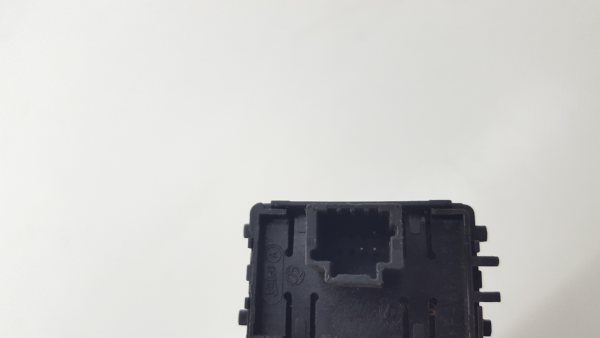 Mando / interruptor elevalunas delantero derecho RENAULT Megane III (BZ0_) Imagem-2