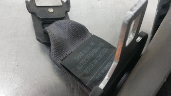 Right front seatbelt pretensioner SAAB 9-3 Hatch (YS3D) Imagem-1