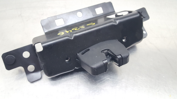 Fechadura / fecho da mala PEUGEOT 208