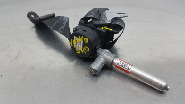 Prétensionneur de ceinture arrière gauche VOLVO S40 II (MS)