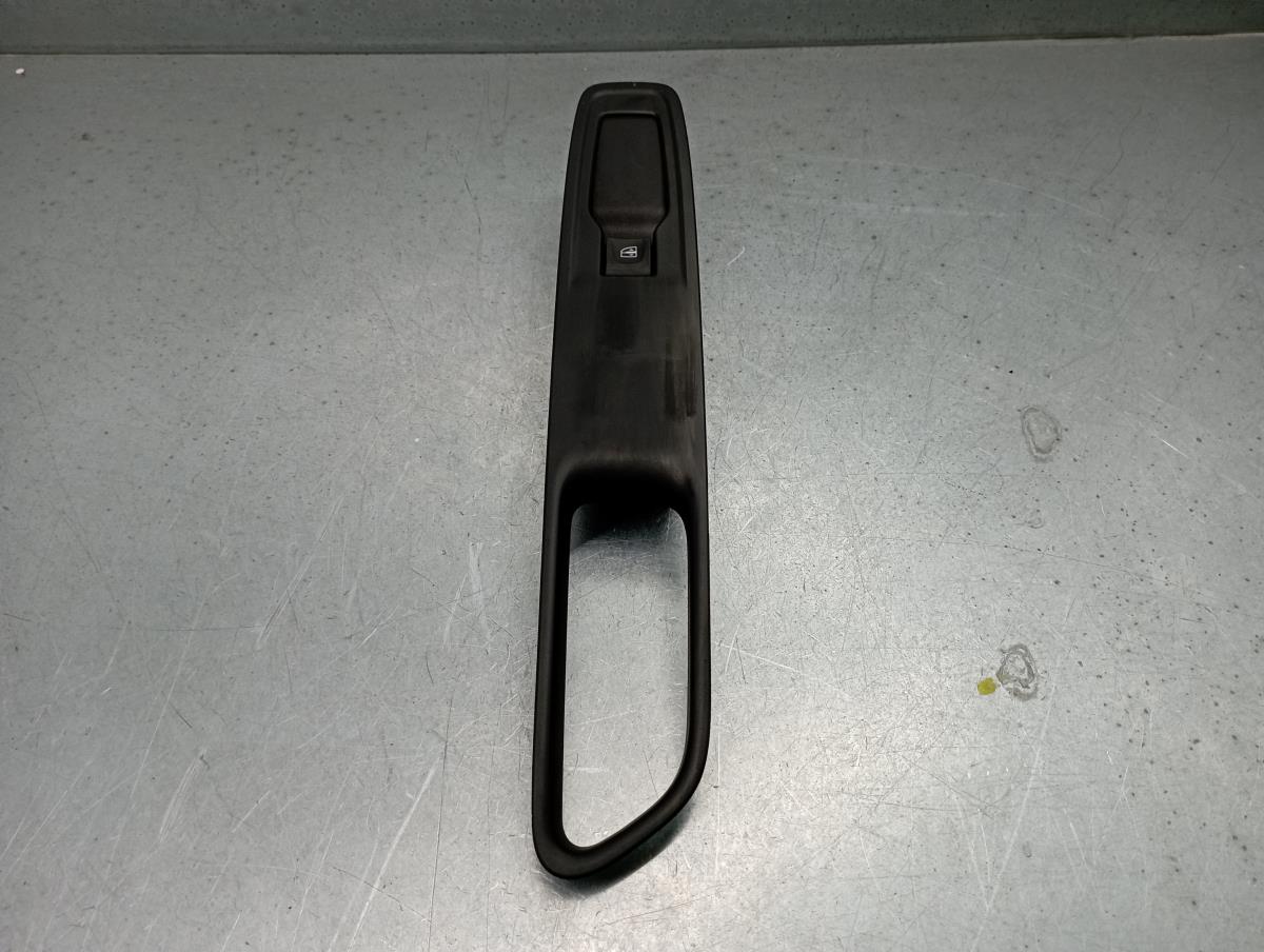 Mando / interruptor elevalunas delantero derecho RENAULT Clio IV (BH_)