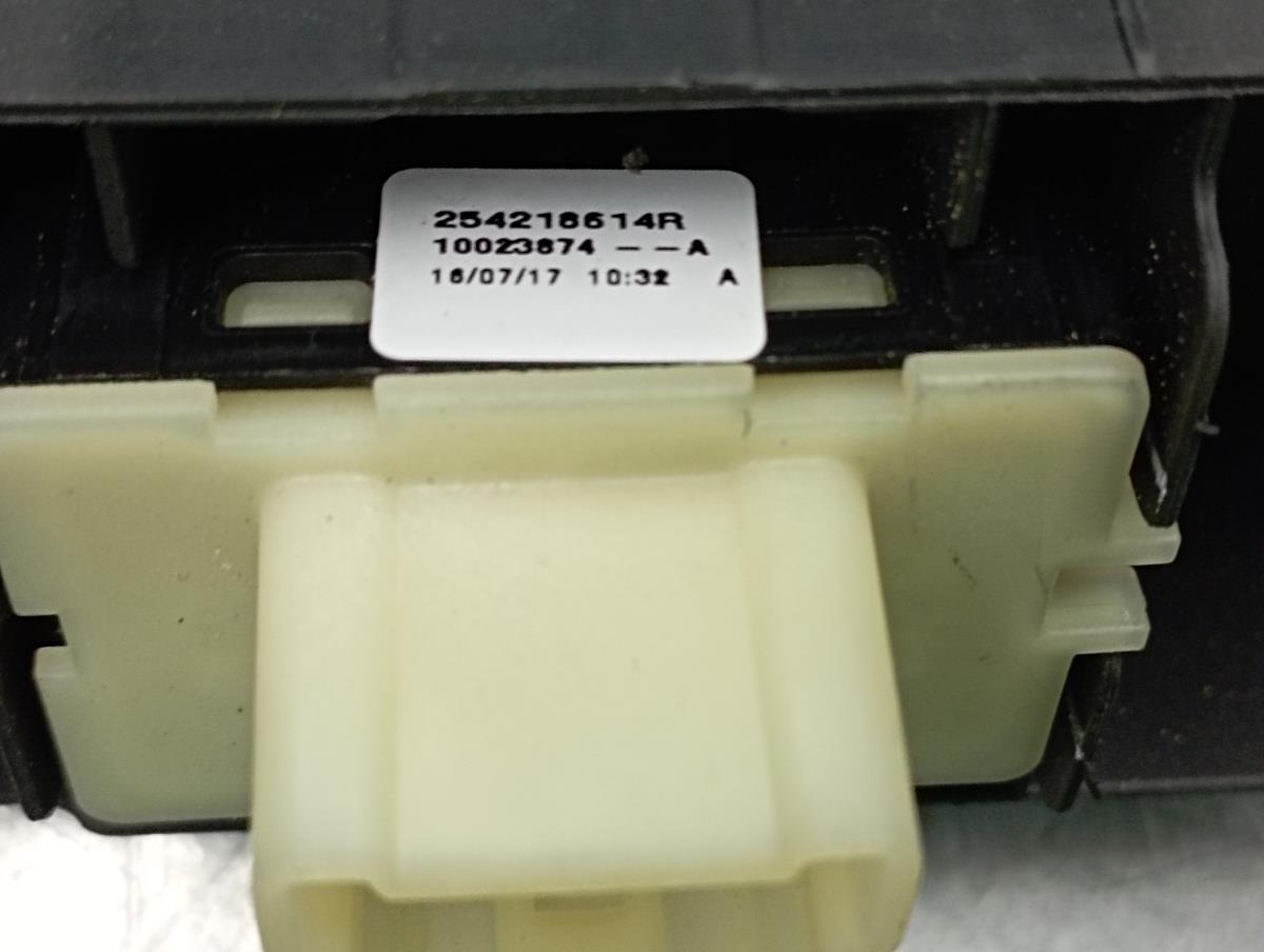 Mando / interruptor elevalunas delantero derecho RENAULT Clio IV (BH_) Imagem-5