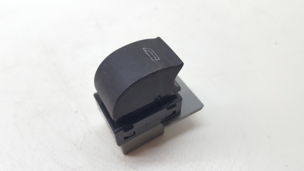 Mando / interruptor elevalunas delantero derecho AUDI A6 Avant (4B5, C5) Imagem-1