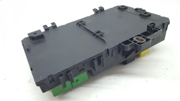 Caixa fusíveis / SAM / BSI OPEL Astra H Hatchback (L48) Imagem-2