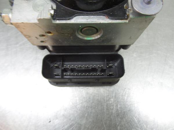 ABS TOYOTA Yaris (_P13_) Imagem-1