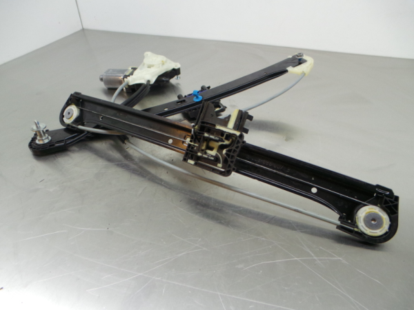 Elevalunas delantero derecho AUDI A3 Limousine (8VS, 8VM) Imagem-1