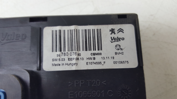 Modulo / Centralina comfort PEUGEOT 308 II Imagem-5