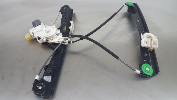 Lève-vitre avant gauche BMW 1 (E87) Imagem-1